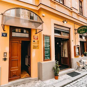 https://hotel-dar.praguehotelsweb.com